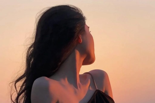 狗仔曝光娱圈恋情大瓜关晓彤再次被无辜牵连与王安宇恋爱传闻早有真相