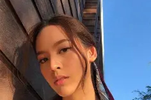 赵丽颖被扒多年前脏话不断私下里素质更差！央媒一句话戳中要害
