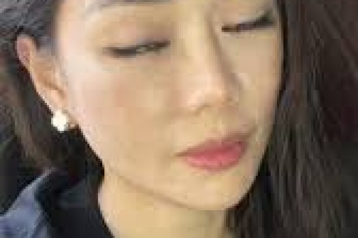 女明星集体“塌房”她们为啥都不装了